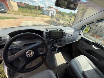 VW Transporter 2,5TDi - 8