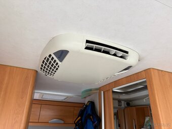 Hymer B504 2.8 JTD – spolehlivý parťák na cesty (2004) - 8