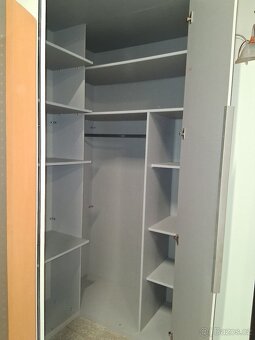 Šatní skříň rohová - 8