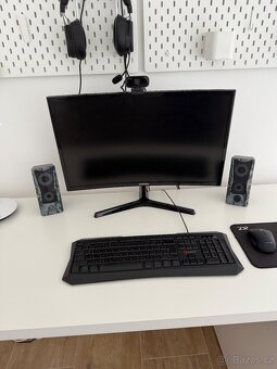 Počítač Genesis Titan včetně příslušenství - 8