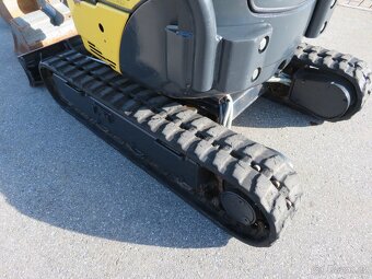 Minibagr Yanmar VIO 10 - 8