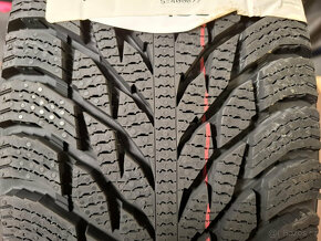 Nová orig zimní sada Toyota C-HR 215/60 R17 Nokian vč. TPMS - 8
