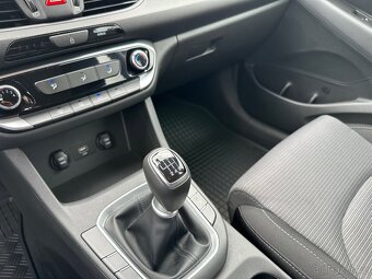 Hyundai i30 1.5i 81 KW - CZ - - 8