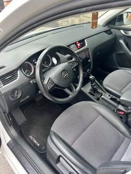 Škoda Octavia 3 2.0 tdi - 8