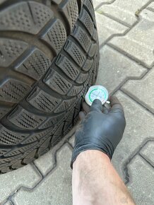 Kompletní alu Audi A4 5x112r18 + 225/4518 zimní Bridgestone - 8