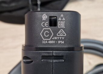NABÍJECÍ KABEL Elektromobilů 22 kW - 8
