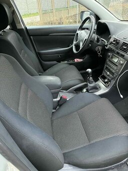 Toyota Avensis 2007 - 8