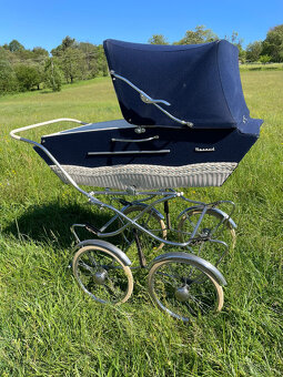 Retro kočárek zn. Record - 8