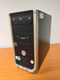 Prodej stolních počítačů - 8