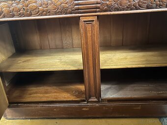 Starožitná komoda - 8