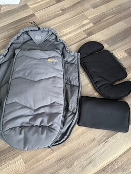Vajicko BE SAFE iZi Go x1 + ISOfix - 8