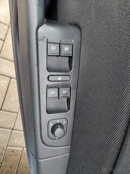 ŠKODA SUPERB II KOMBI 2,0 TDI,FACELIFT,M.2014 - 8