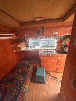 Karavan obytný do přírody na ryby atd. - 8