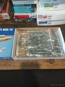 Modely letadel MIGů ,Albatros...+ příslušenství - 8
