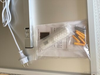 Topný infrapanel na stěnu 580W WIFI - 8