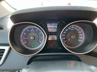 Hyundai i30, 1.6 GDI 99kW, hatchback - 8