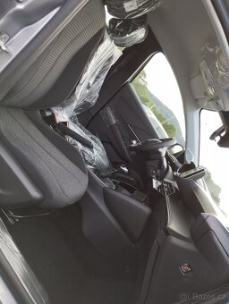 Peugeot 208 STYLE - 1.2 PureTech 74kw, NOVÉ VOZIDLO v záruce - 8