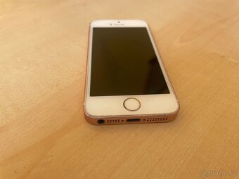 Iphone SE 2016 - 8