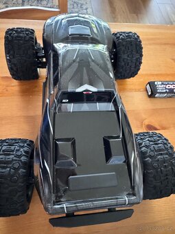 Traxxas Mini Maxx - 8