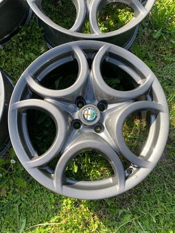 ALU KOLA ALFA ROMEO MITO 4X98 R17 - 8