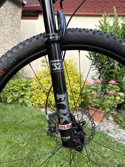 Kross Earth 4.0 vel. M - 8
