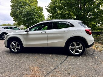 Mercedes Benz GLA200d 4matic - 8