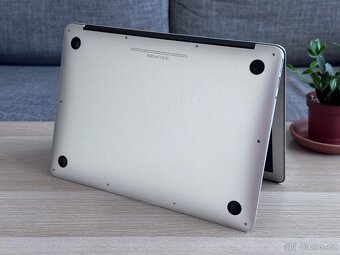 Apple MacBook Air (2012) - Core i7, 8GB RAM, 512GB SSD - 8