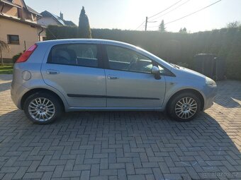 Fiat Grande Punto - 8