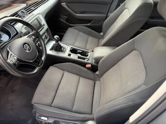 Volkswagen Passat - 8