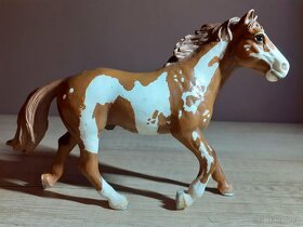SCHLEICH Koně SBĚRATELSKÉ FIGURKY 2 - 8