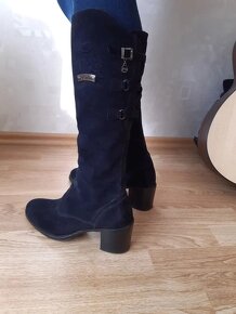 Tmavě modré semišové elegantní kozačky Nero Giardini i na úz - 8
