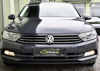 Volkswagen Passat 2.0TDi COMFORTLINE DSG ACC 1M - 8