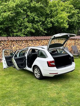 Octavia III combi STYLE, 10/2019, 2.0 TDI 110kW, tažné - 8