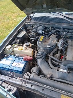 Terrano II 2.4i- benzín -LPG - 8