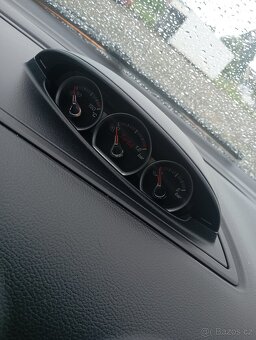 Ford Focus ST - 8