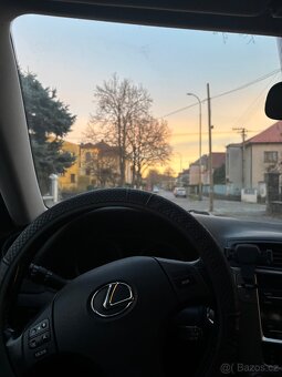 Prodám Lexus is 220 d Kolin - 8