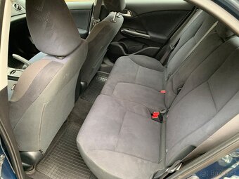 Honda civic 1.8 16V 104kw - 8