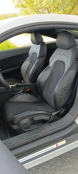 Audi TT Quattro S-Line 2.0 TDI - 8