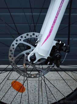 Nové dětské kolo Romet Jolene Disc R6.2 26", 15" alu rám - 8