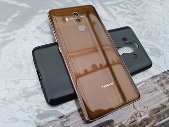 Mobilní telefon Huawei Mate 10 Pro - 6 GB RAM / 128GB - 8