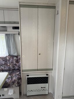 Karavan Knaus Südwind 6504 i do zimy - 8