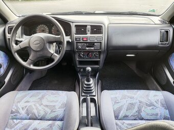 Nissan Almera - 8