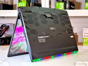Herní notebook MSI RAIDER GE67 HX | i7-12800HX | QHD 240Hz - 8
