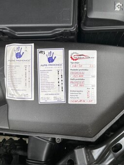 Volvo XC60, 2,4 D5  R-DESING 158kW - 8