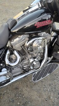 Harley Davidson - 8