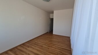 Pronájem bytu 3+kk • 77 m² bez RK - 8