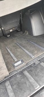 Mitshubishi Outlander 2,0 DI-D, 4x4 - 8