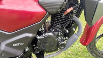 Honda CB125F pouze 7400 km - 8