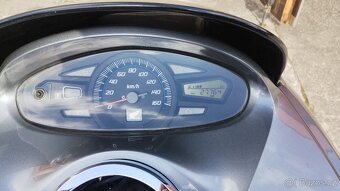 2011 Honda pcx 125 najeto okolo 27 tis.km - 8