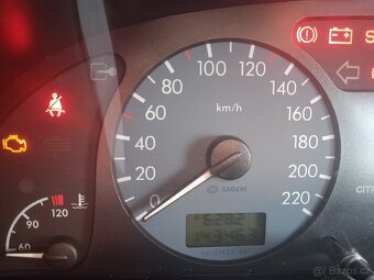 Citroen Xsara kombi 1.6 16v - 8